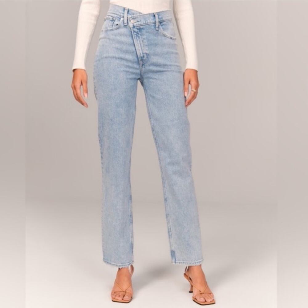 Light Blue High-Rise Straight Jeans - Women
